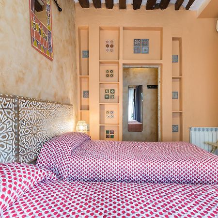 Hostal Artistic B&B Madri Exterior foto