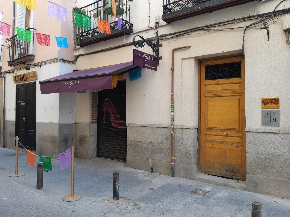 Hostal Artistic B&B Madri Exterior foto