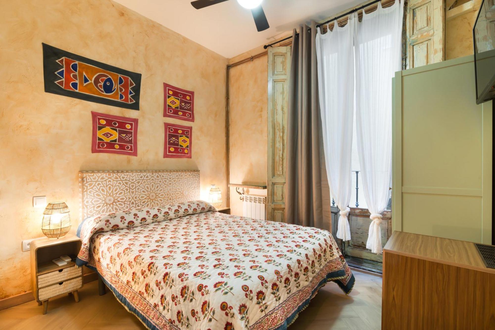 Hostal Artistic B&B Madri Exterior foto