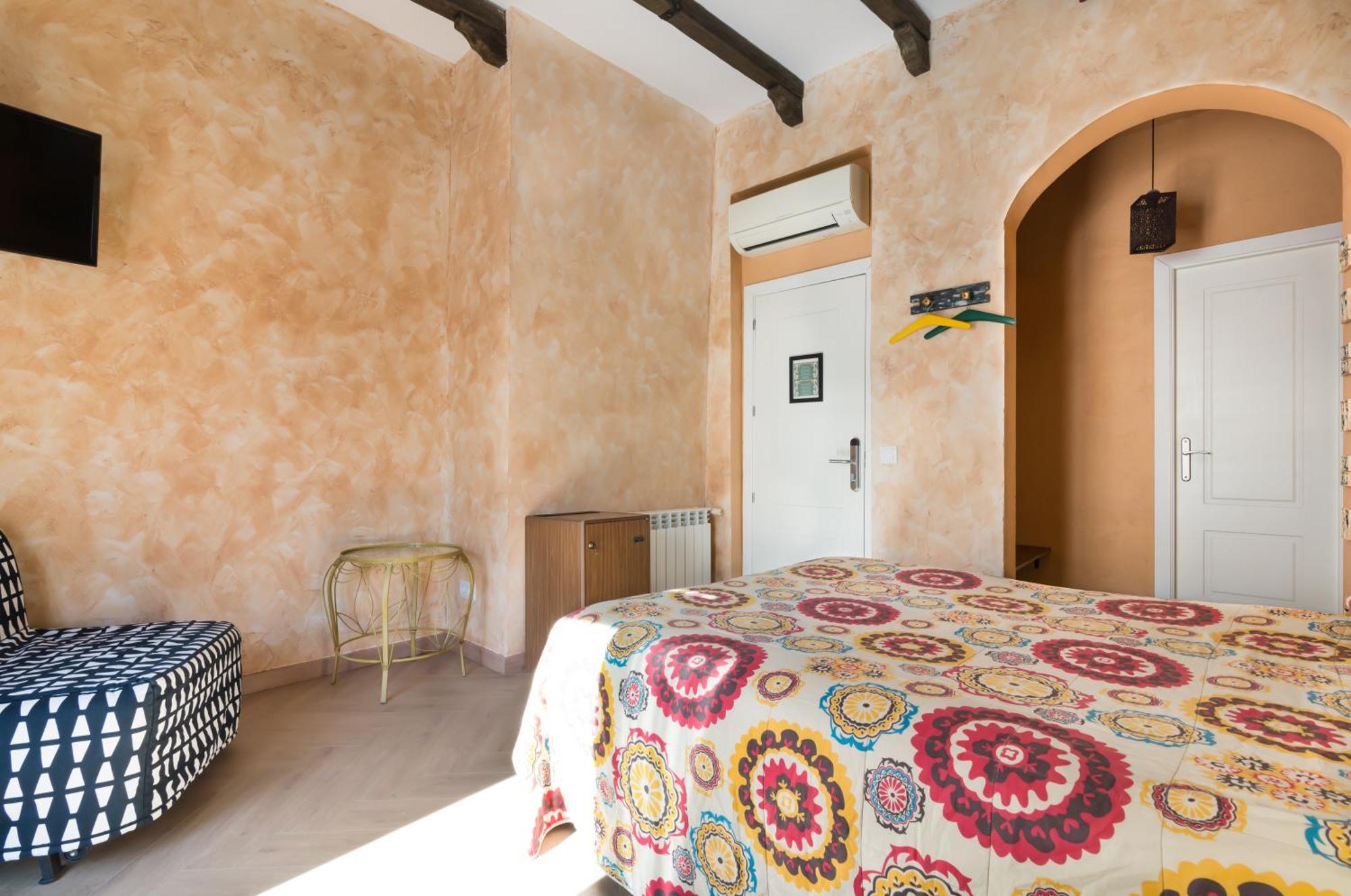 Hostal Artistic B&B Madri Exterior foto